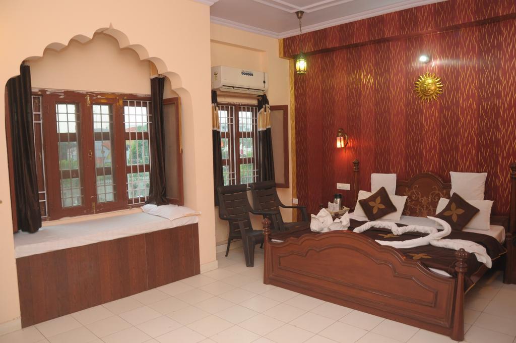 Oyo 15214 Mahal Rajwada Resort ジャイプール 部屋 写真