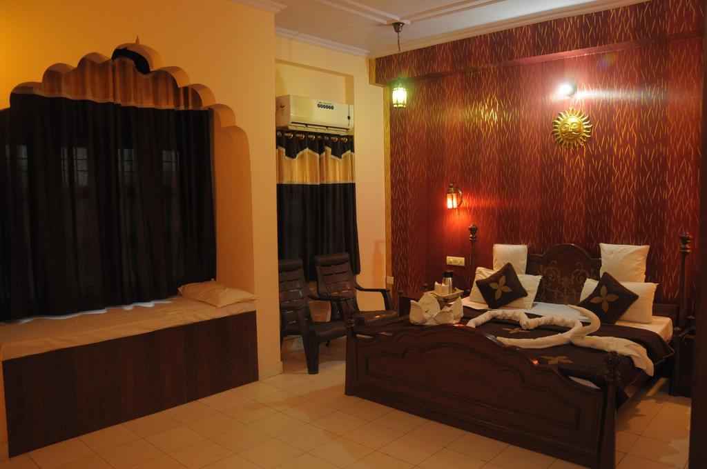 Oyo 15214 Mahal Rajwada Resort ジャイプール エクステリア 写真